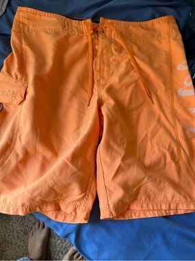 Men's Size 34 Salt Life SLX-O Orange Boardshorts GUC